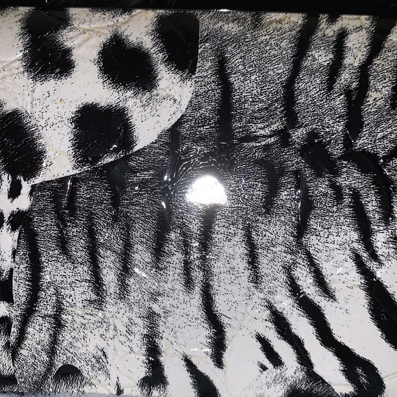 NWOT Animal Print Leather Clutch/Wallet leapard panther minimal statement bag - Picture 5 of 13